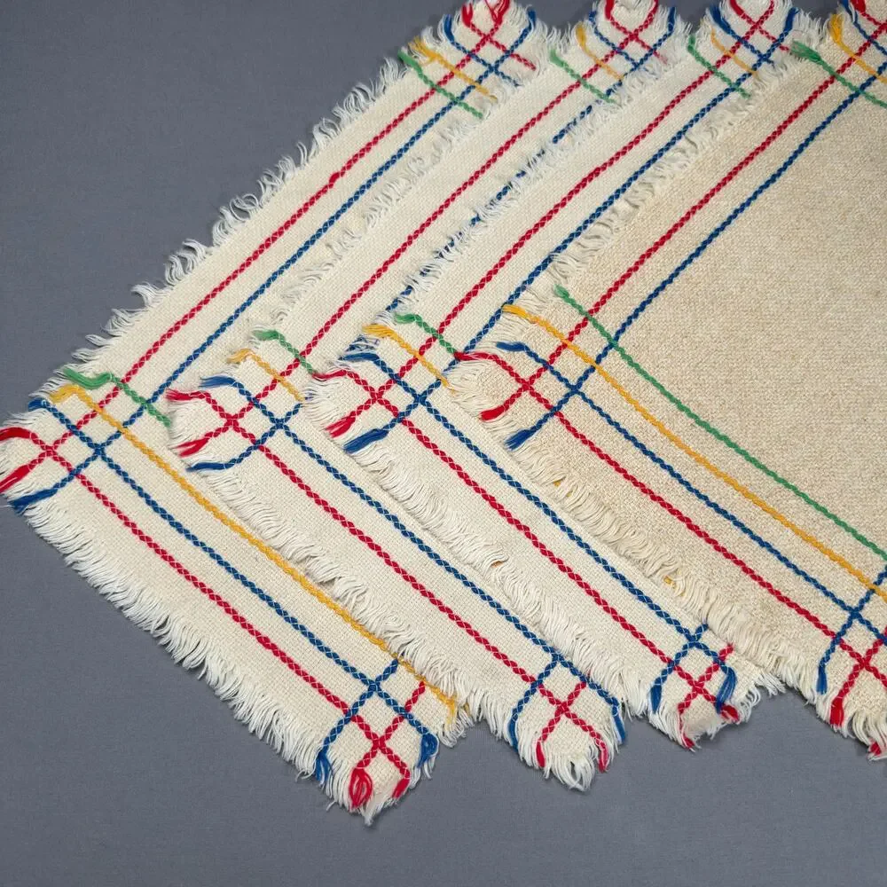 VINTAGE Tan Woven Frayed Edge 4 Placemats & 4 Matching Napkin Set